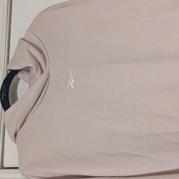 Reebok Women's Pullover Hoodie - Picture 4 of 5